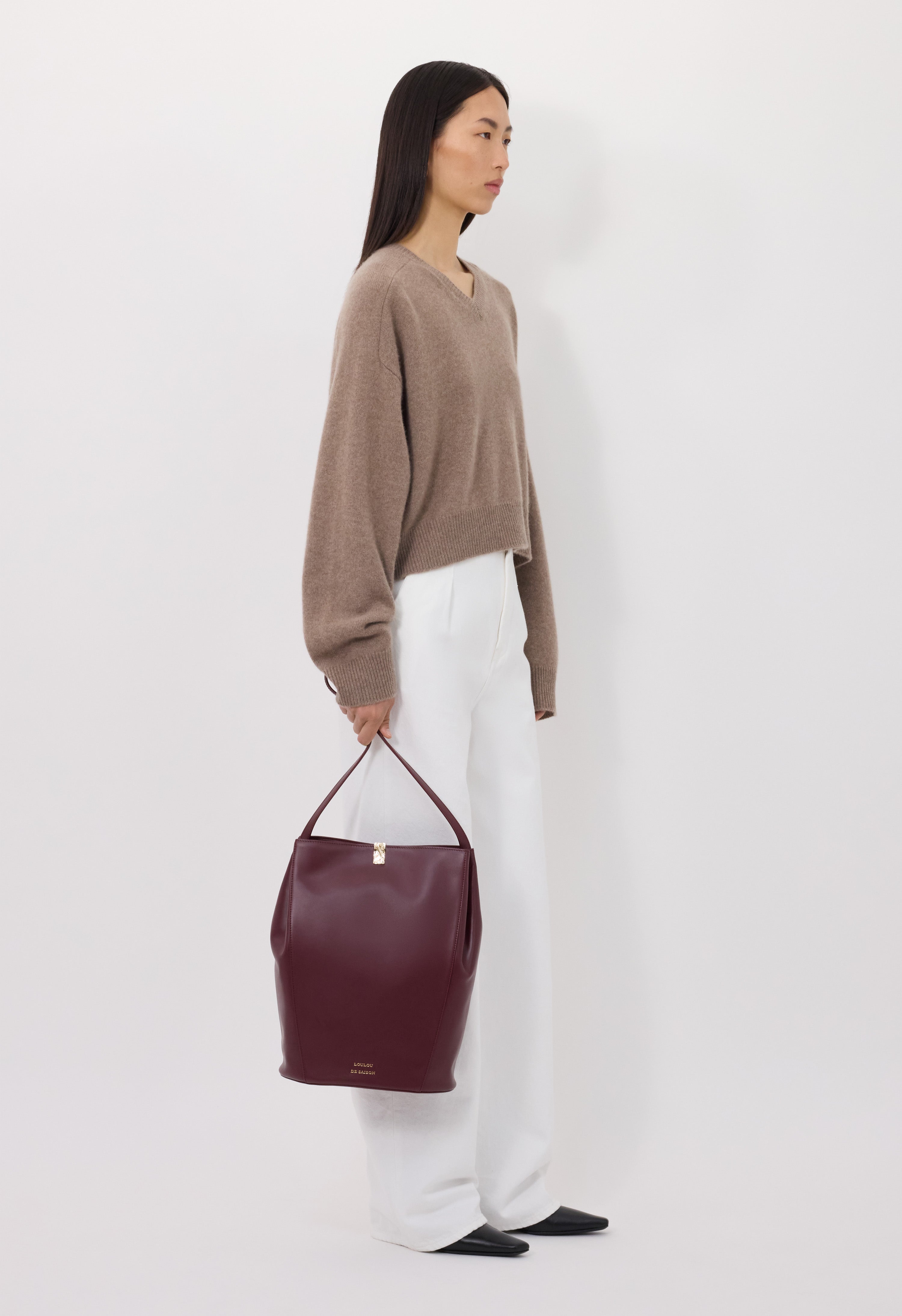 ANZOR LDS Cashmere V neck sweater