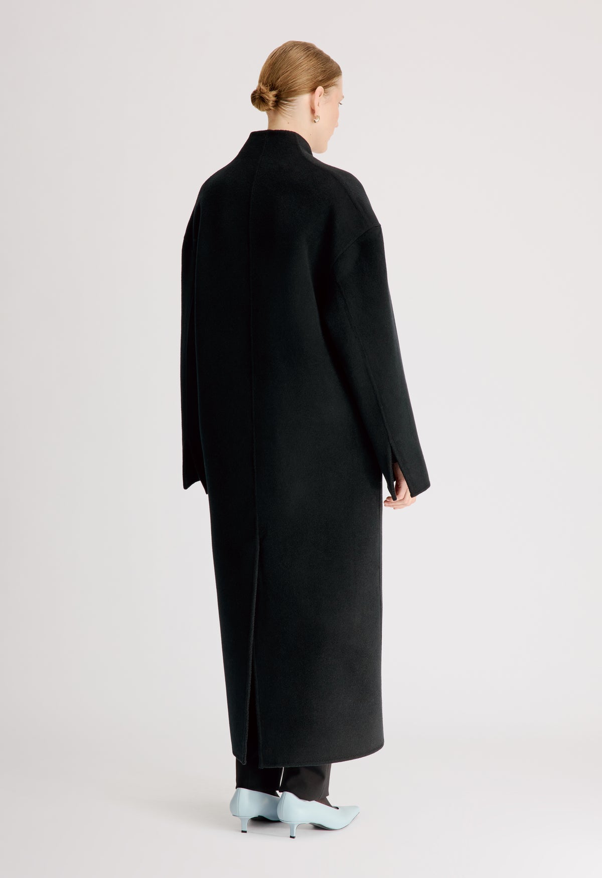 ARIS Oversized double breasted coat