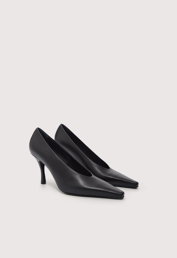 AUBREY Calf leather pumps