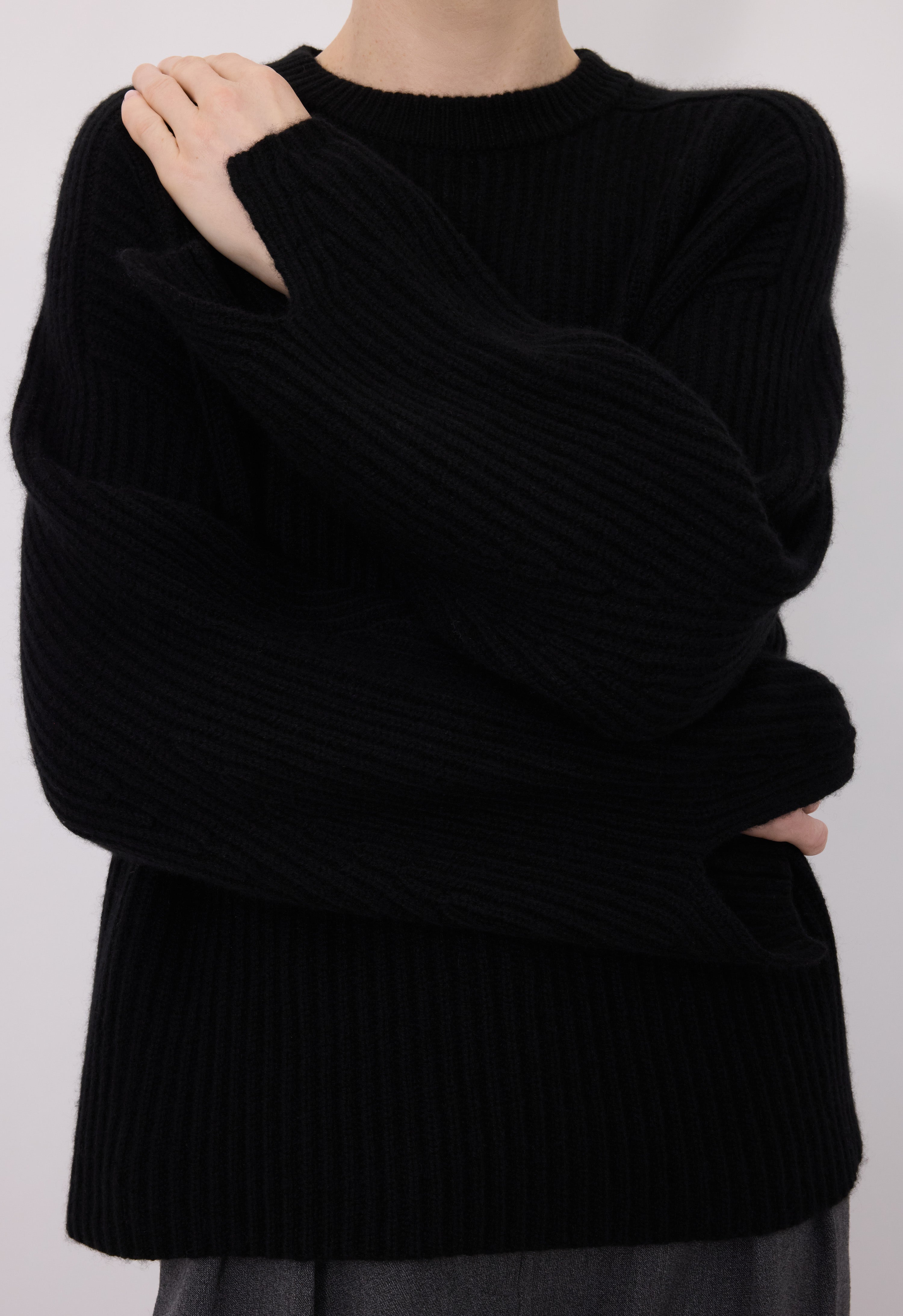 AXEL Ribbed cashmere sweater