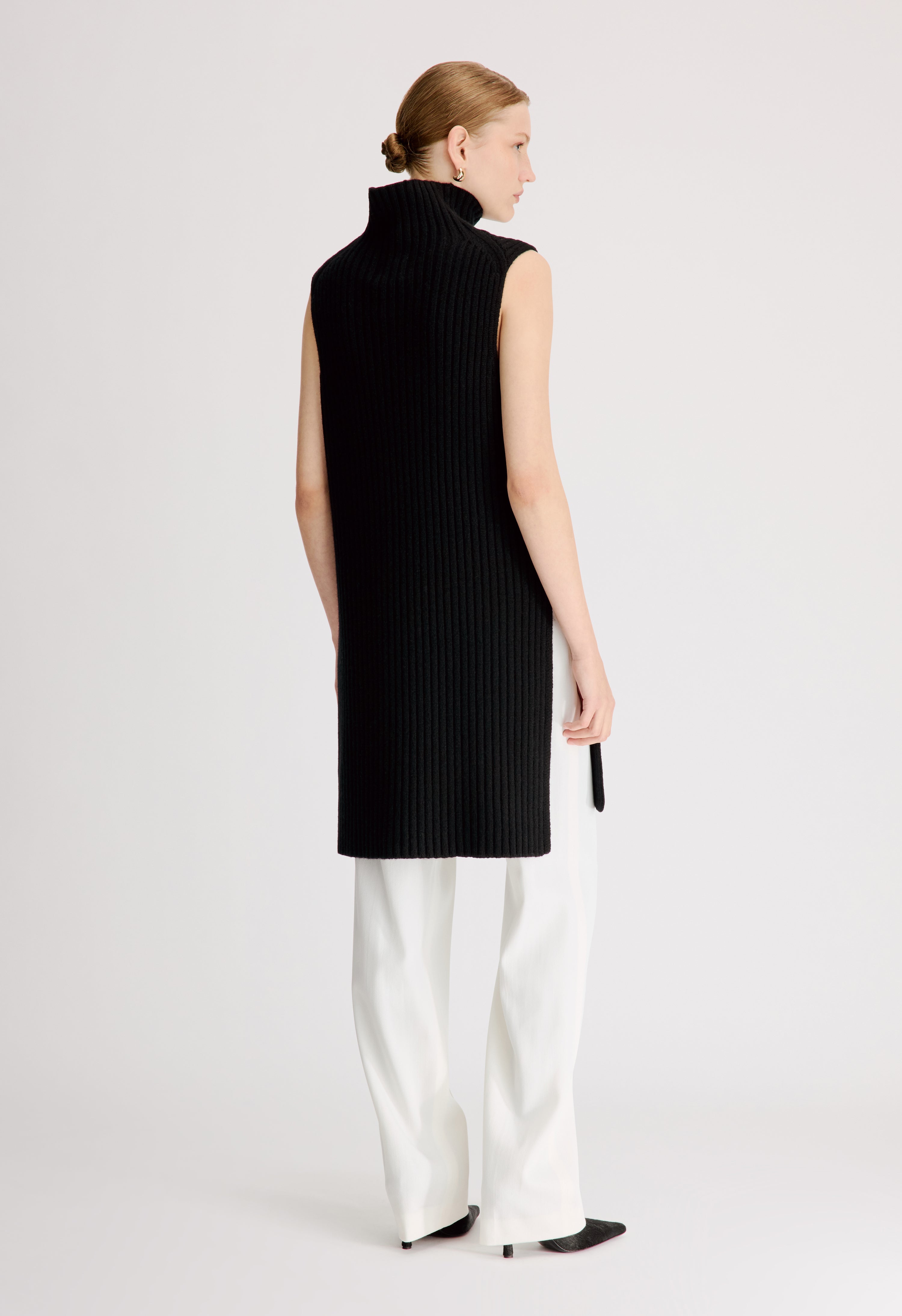 BECCA Stand collar sweater vest