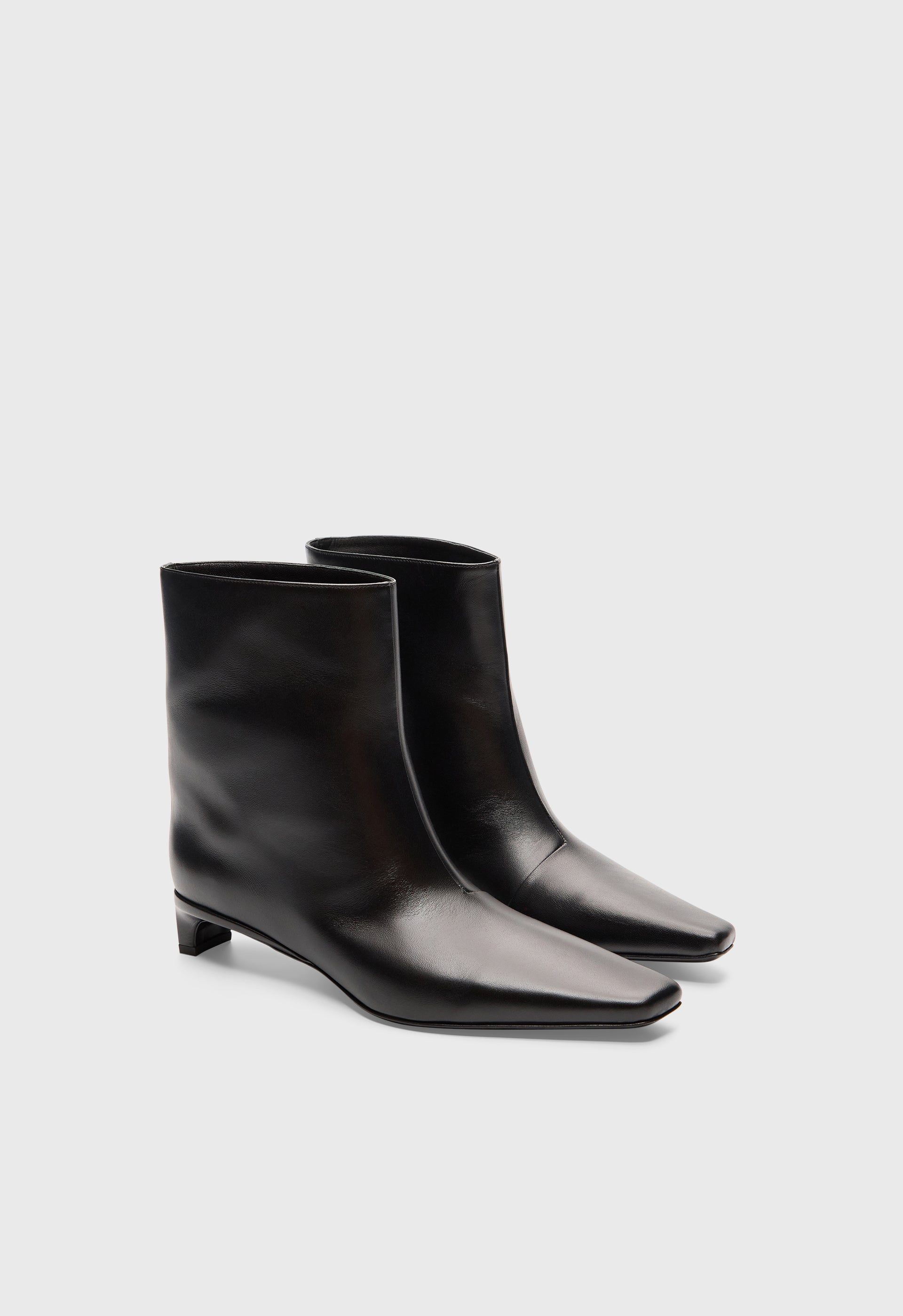 CELINE LDS Leather ankle boots