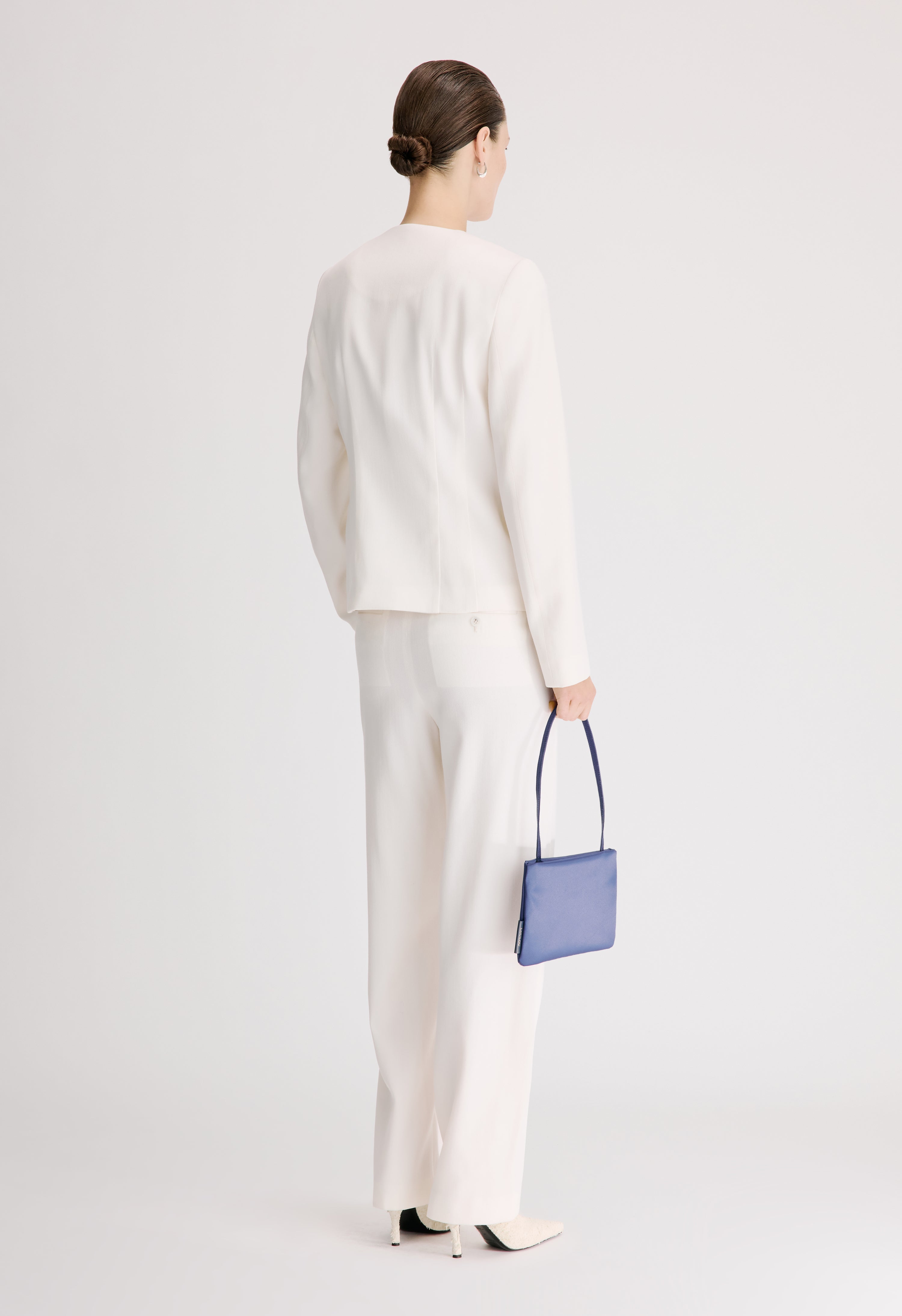EMA Collarless darted jacket