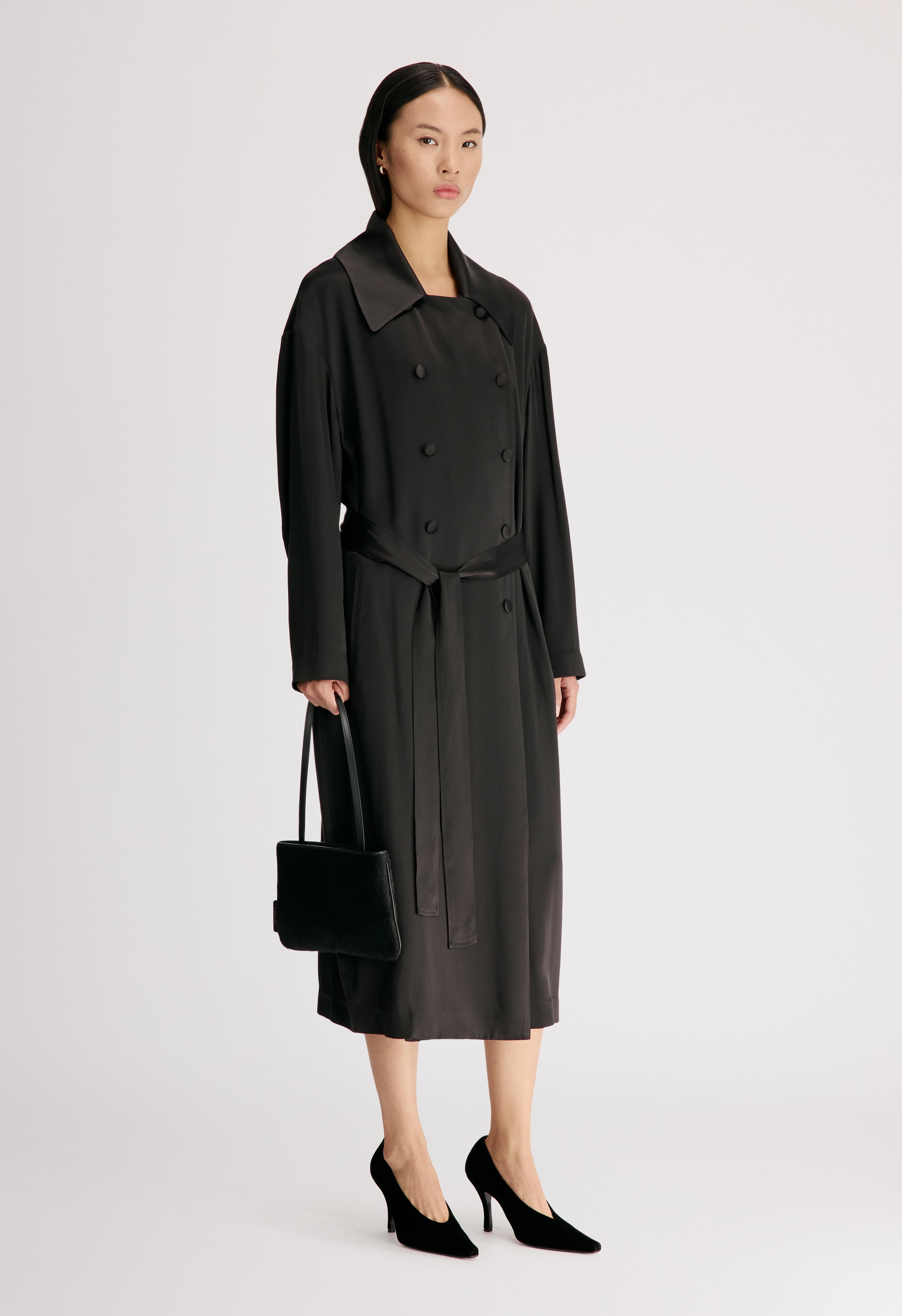 ERIKA Robe manteau en satin