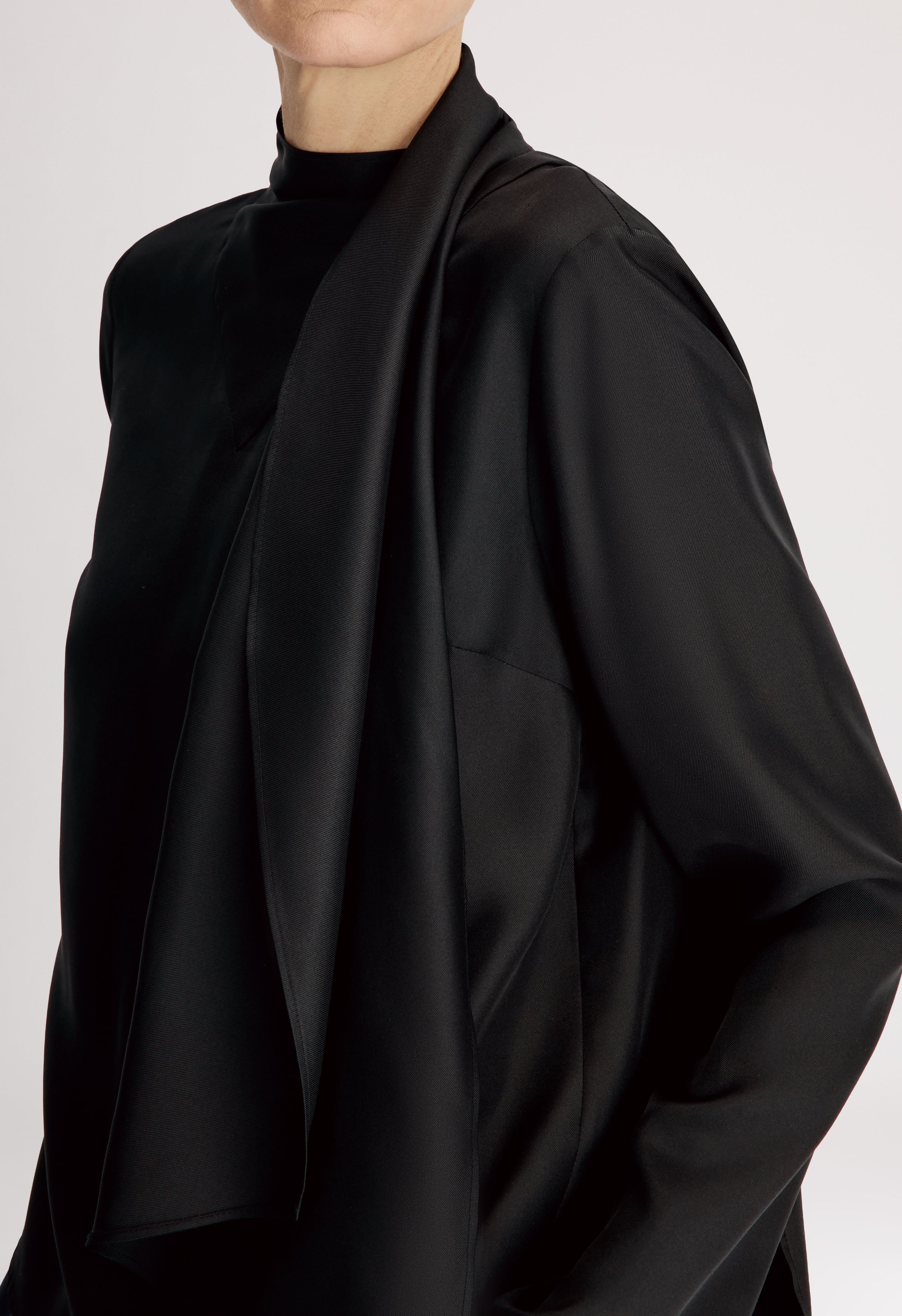 GALA Silk twill scarf top
