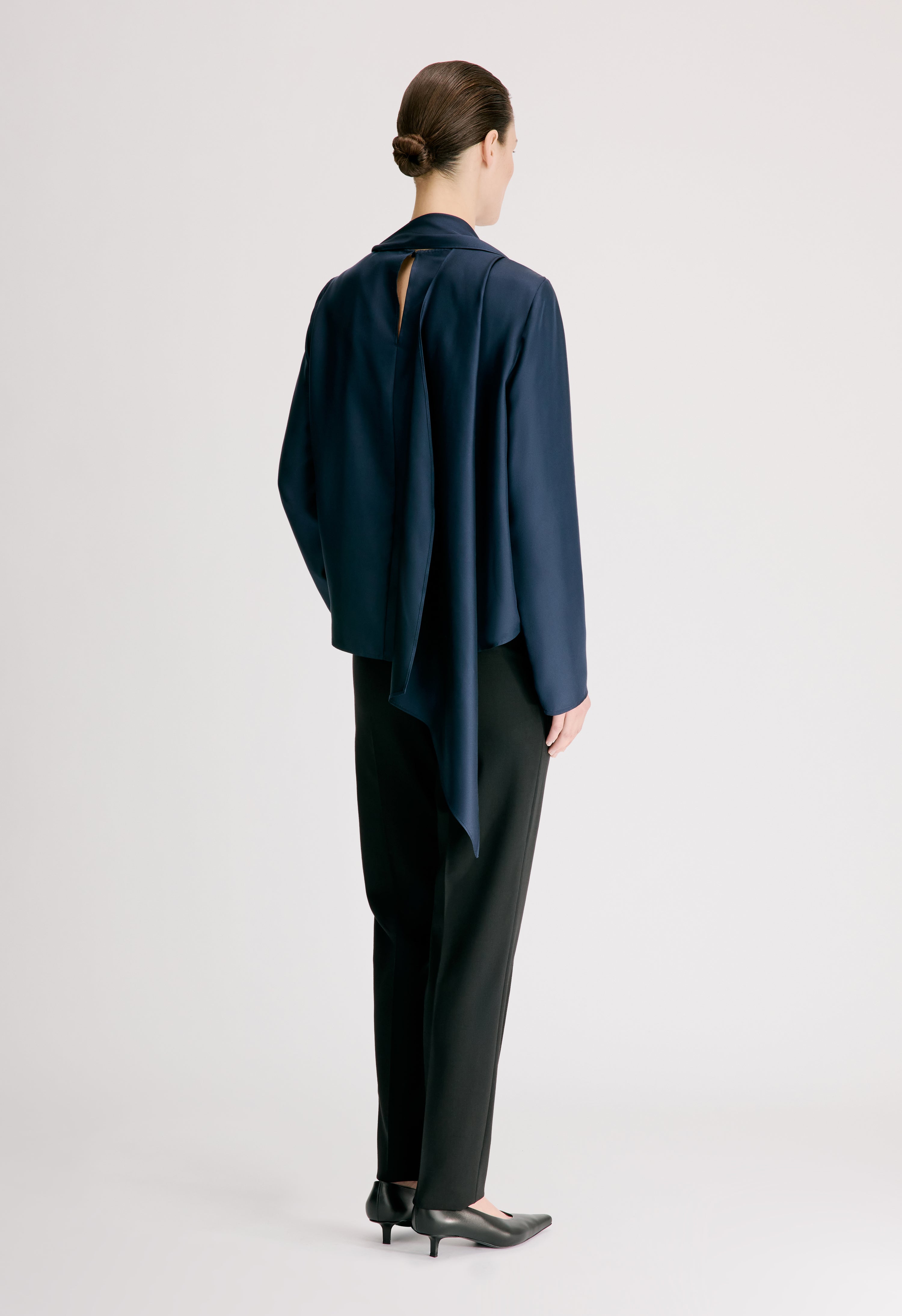 GALA Silk twill scarf top
