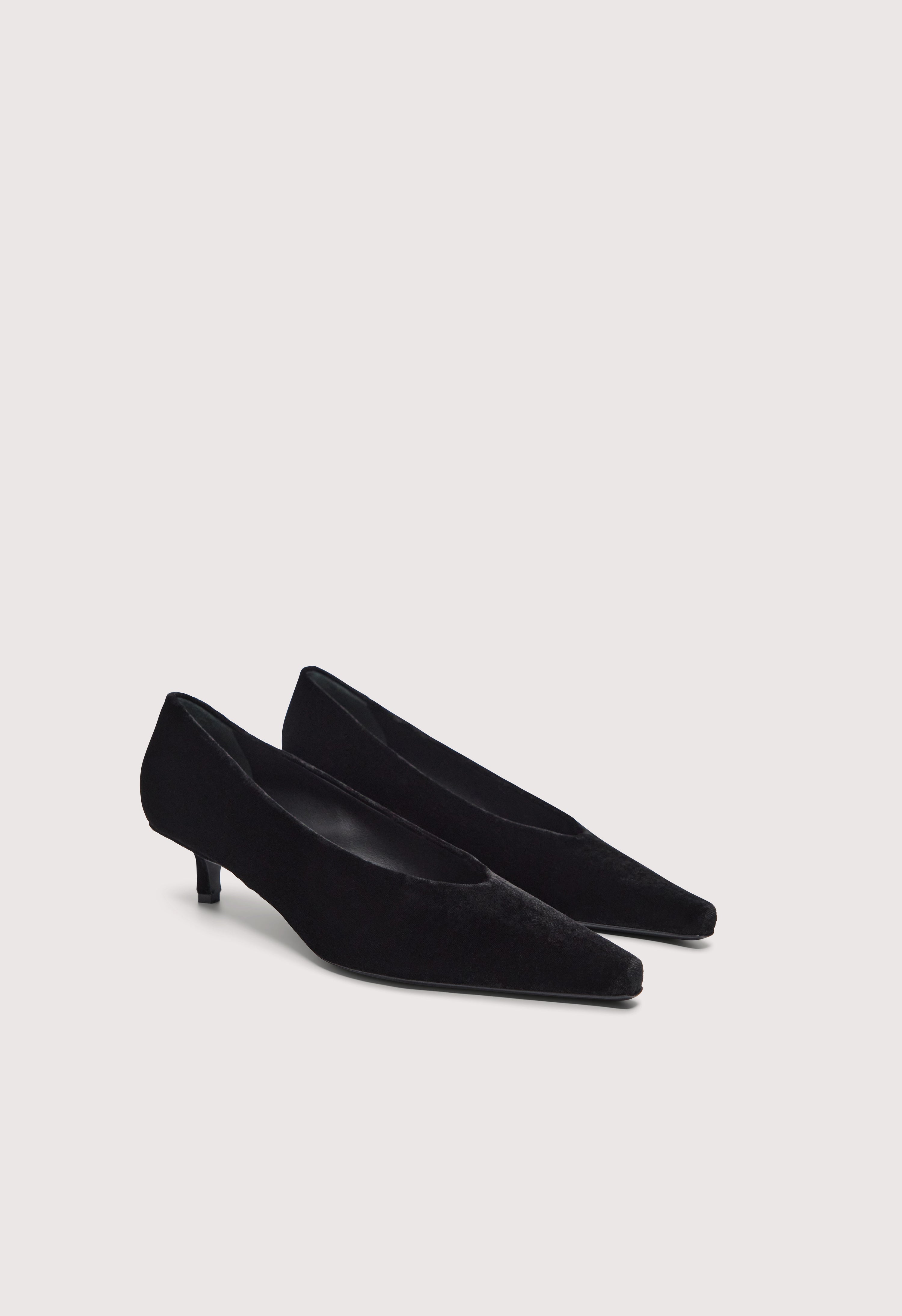 GIADA Velvet kitten heels