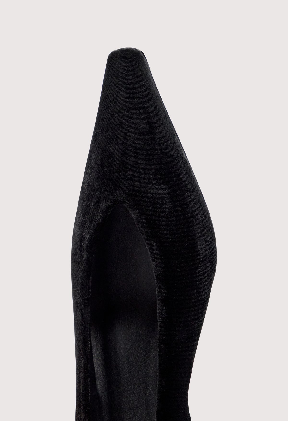 GIADA Velvet kitten heels