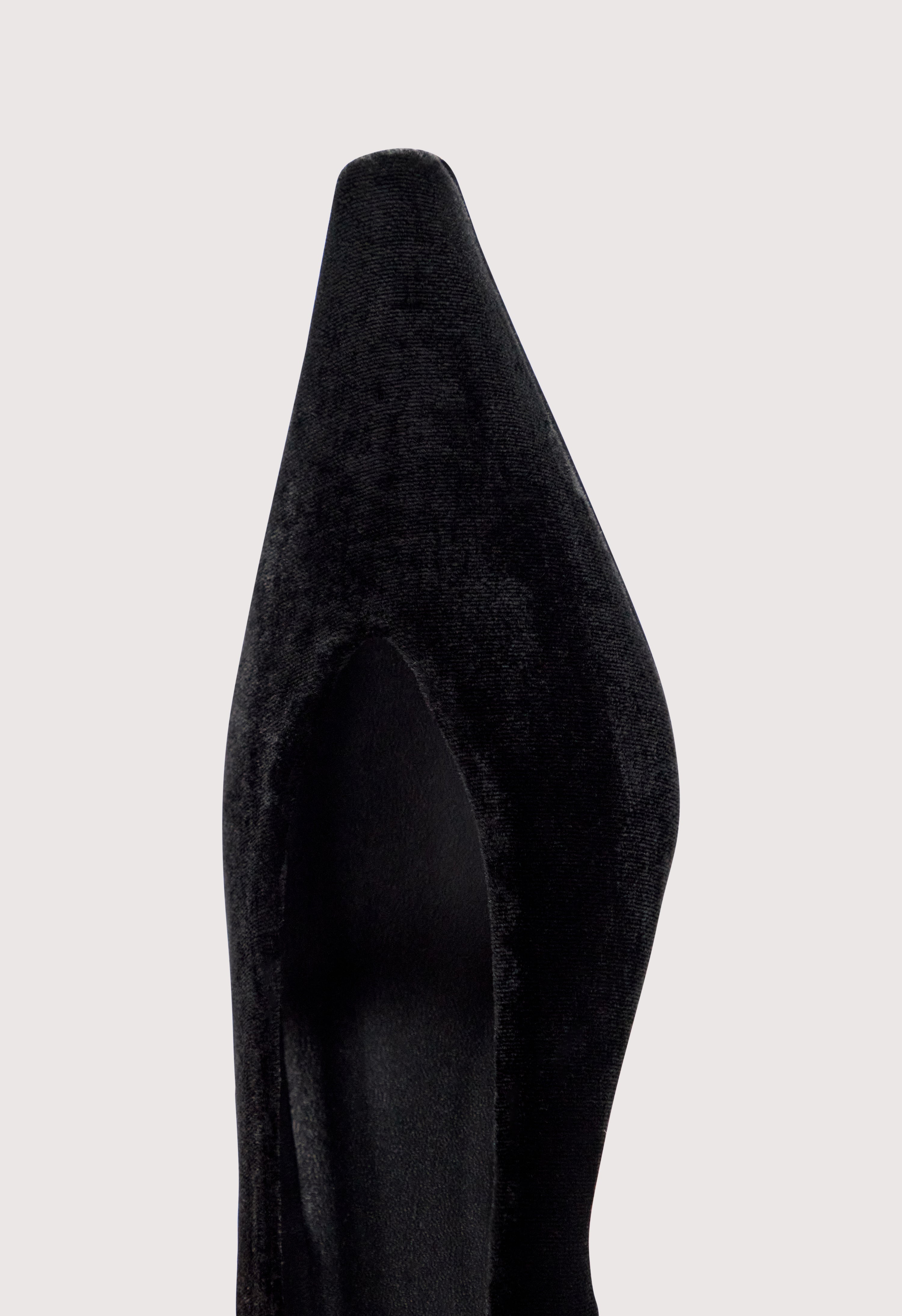 GIADA Velvet kitten heels