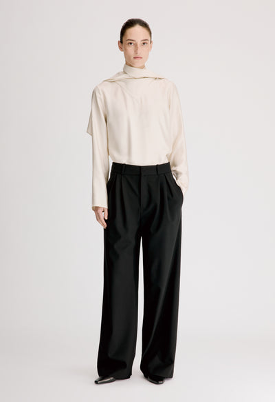 NAT Pleated grain de poudre trousers