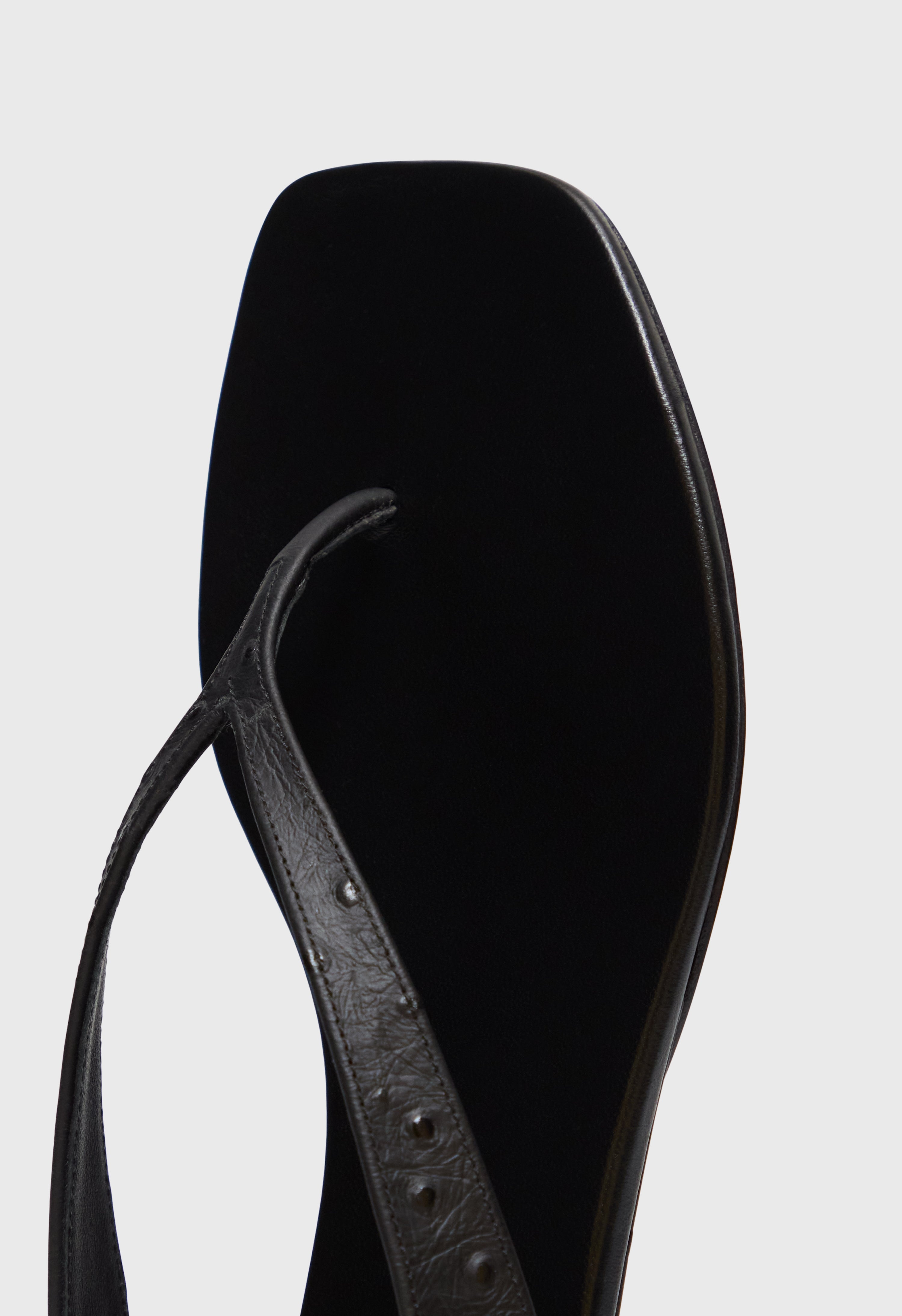 NIHAM Flip flop sandals