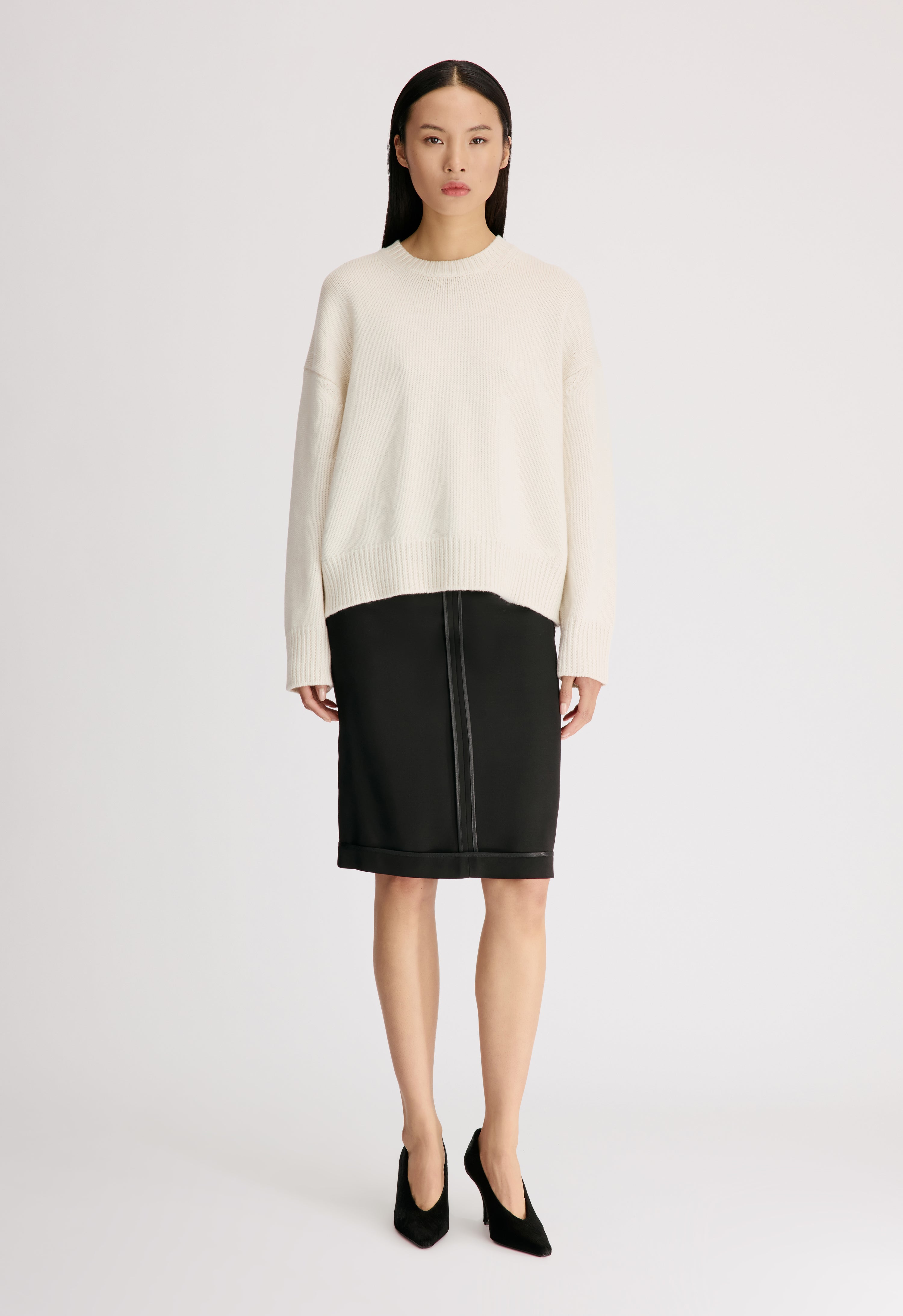 PIA LDS OVERSIZED SWEATER