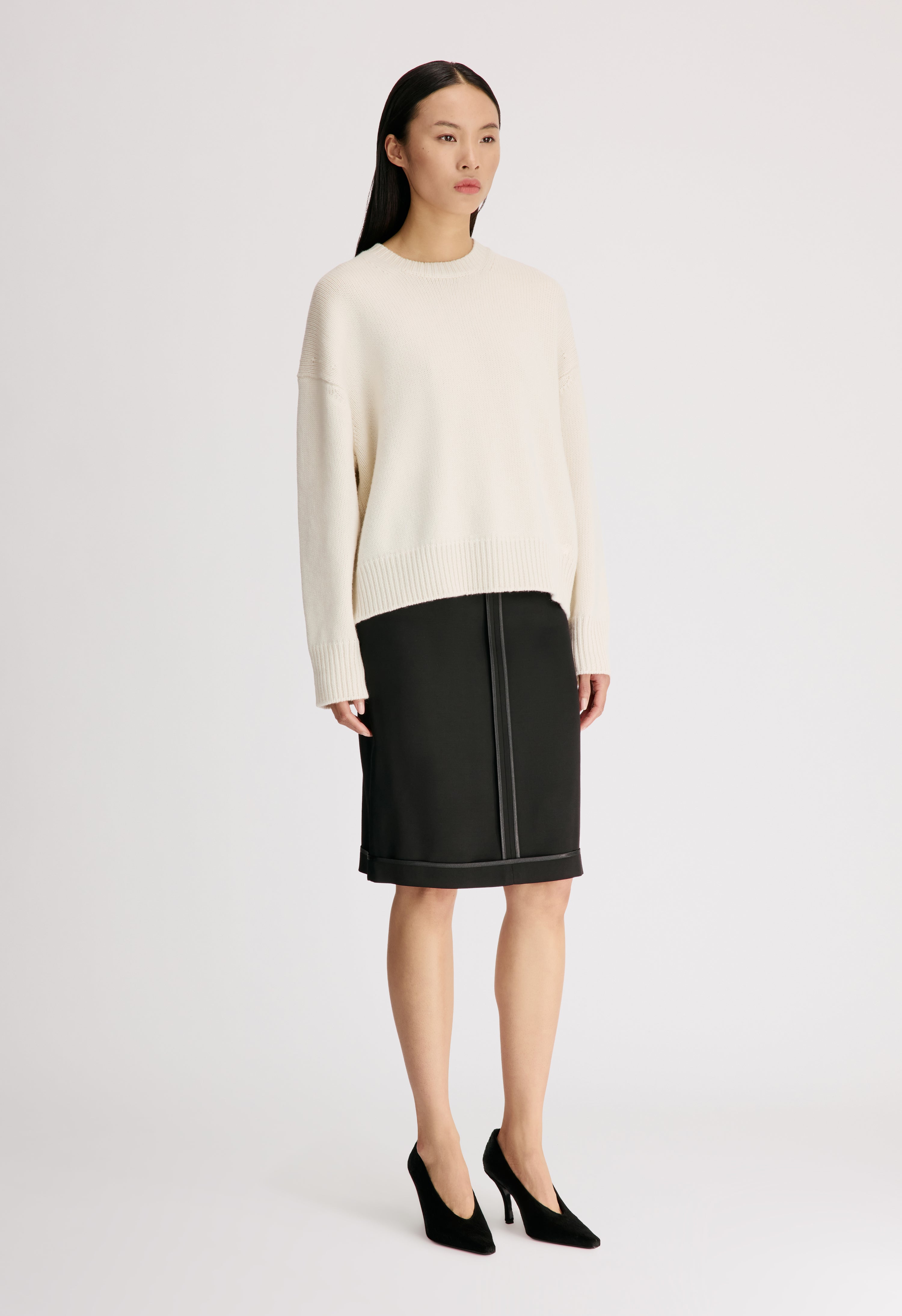 PIA LDS OVERSIZED SWEATER