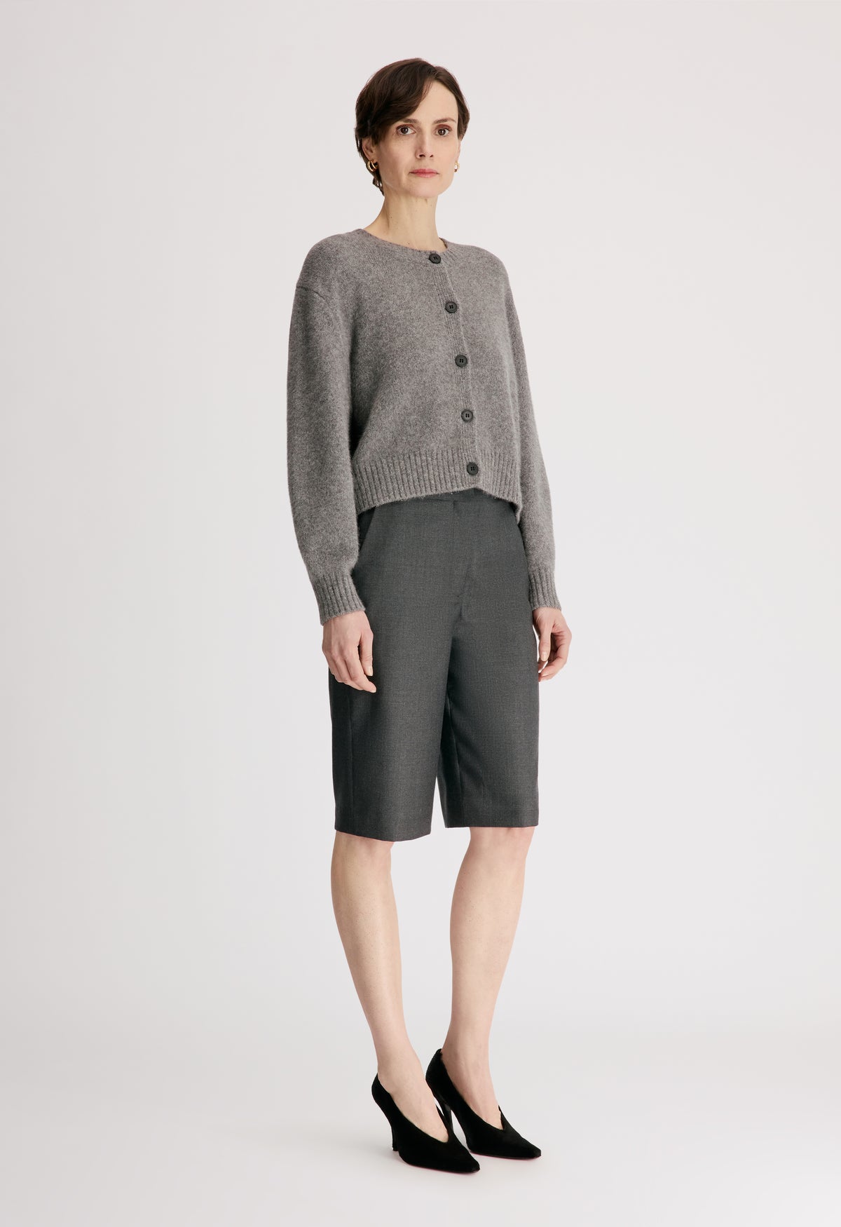 ROBI Virgin wool bermudas
