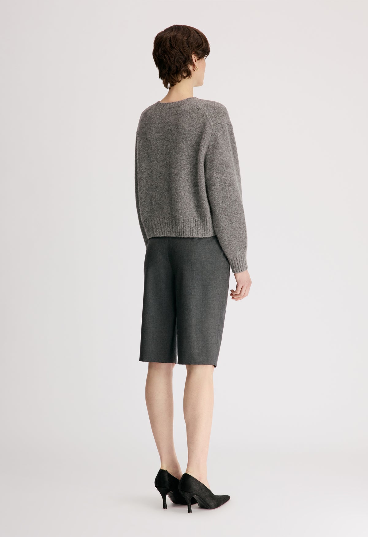 ROBI Virgin wool bermudas