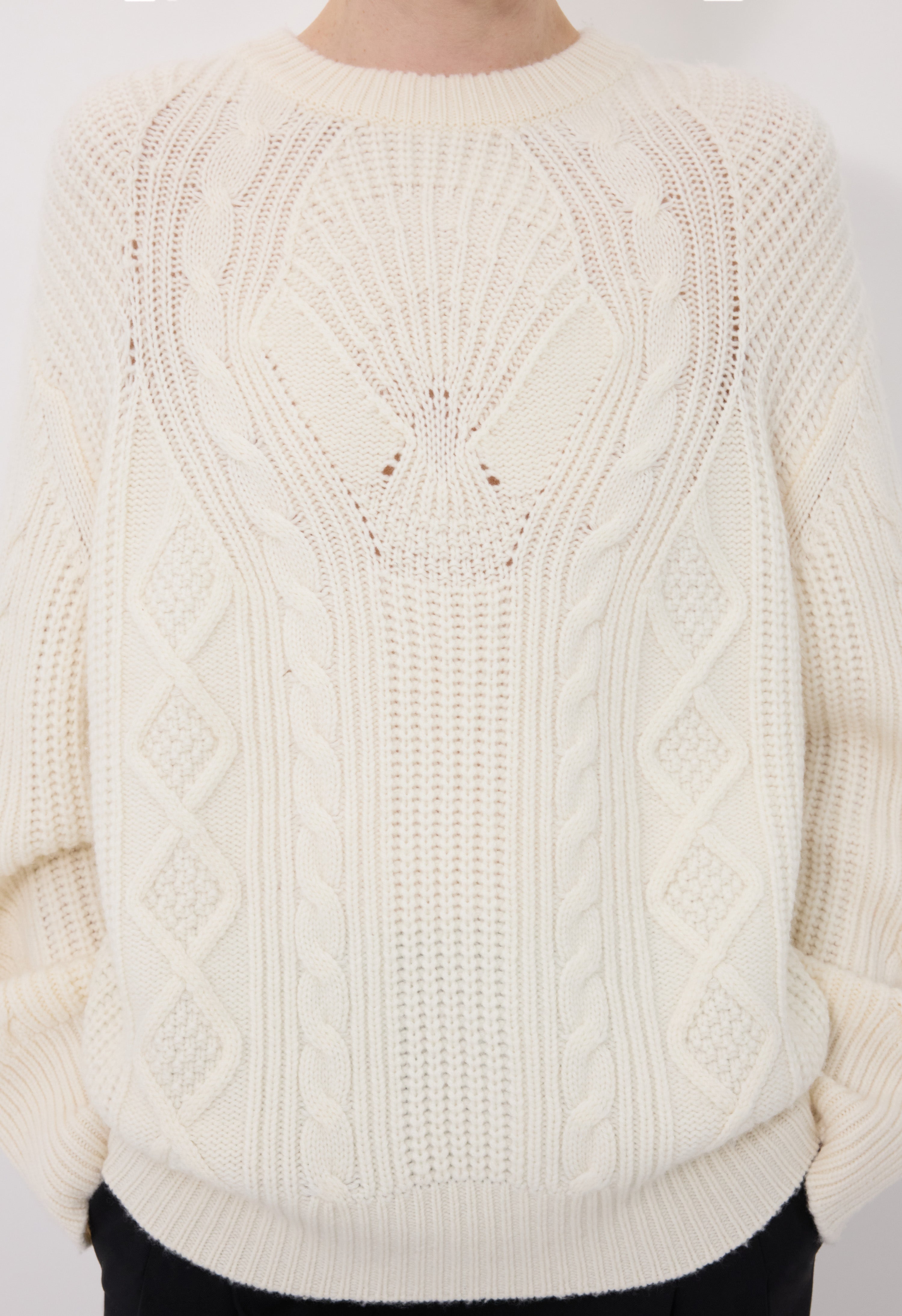 SILVA CABLE KNIT SWEATER