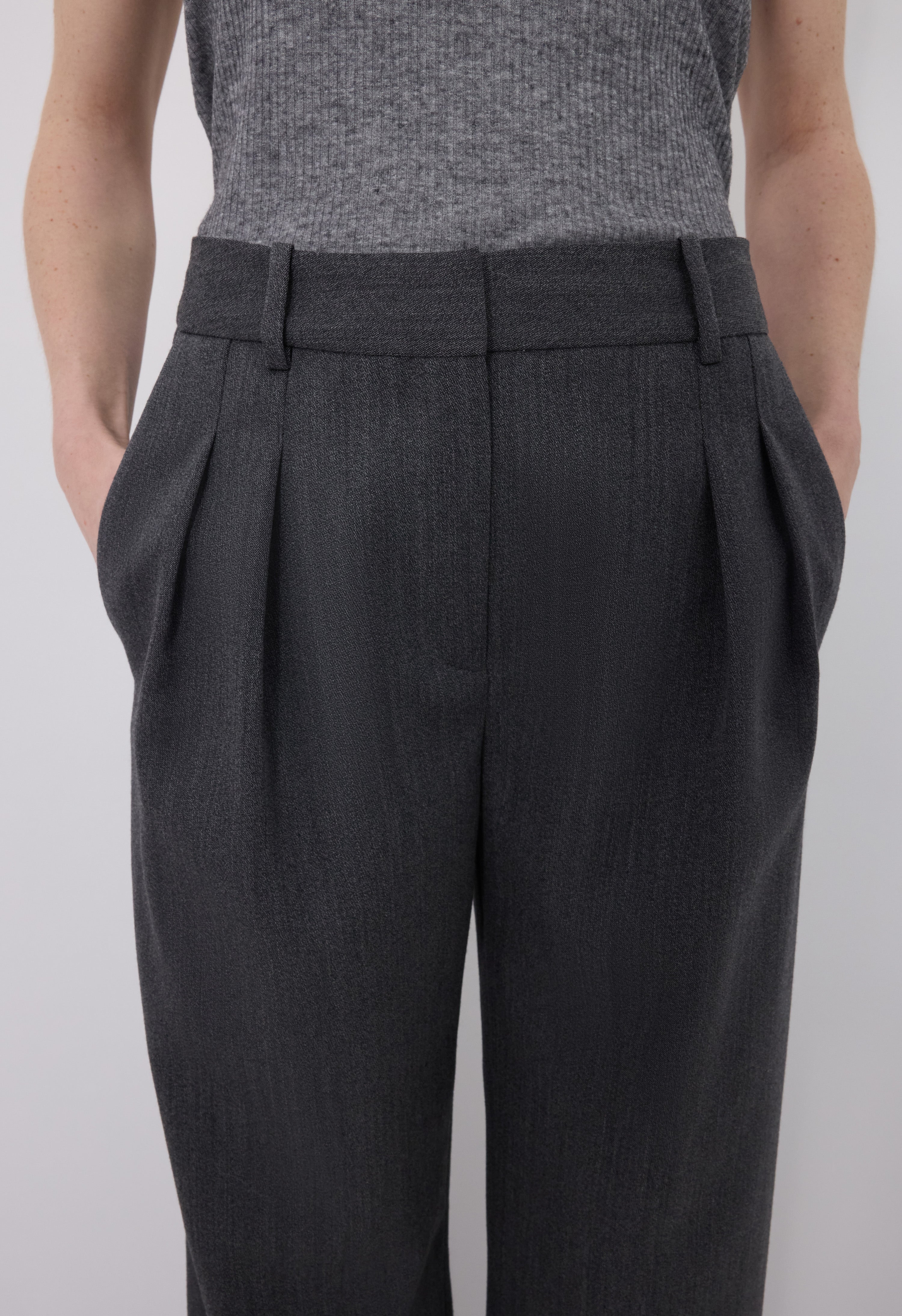 TARA Wool trousers