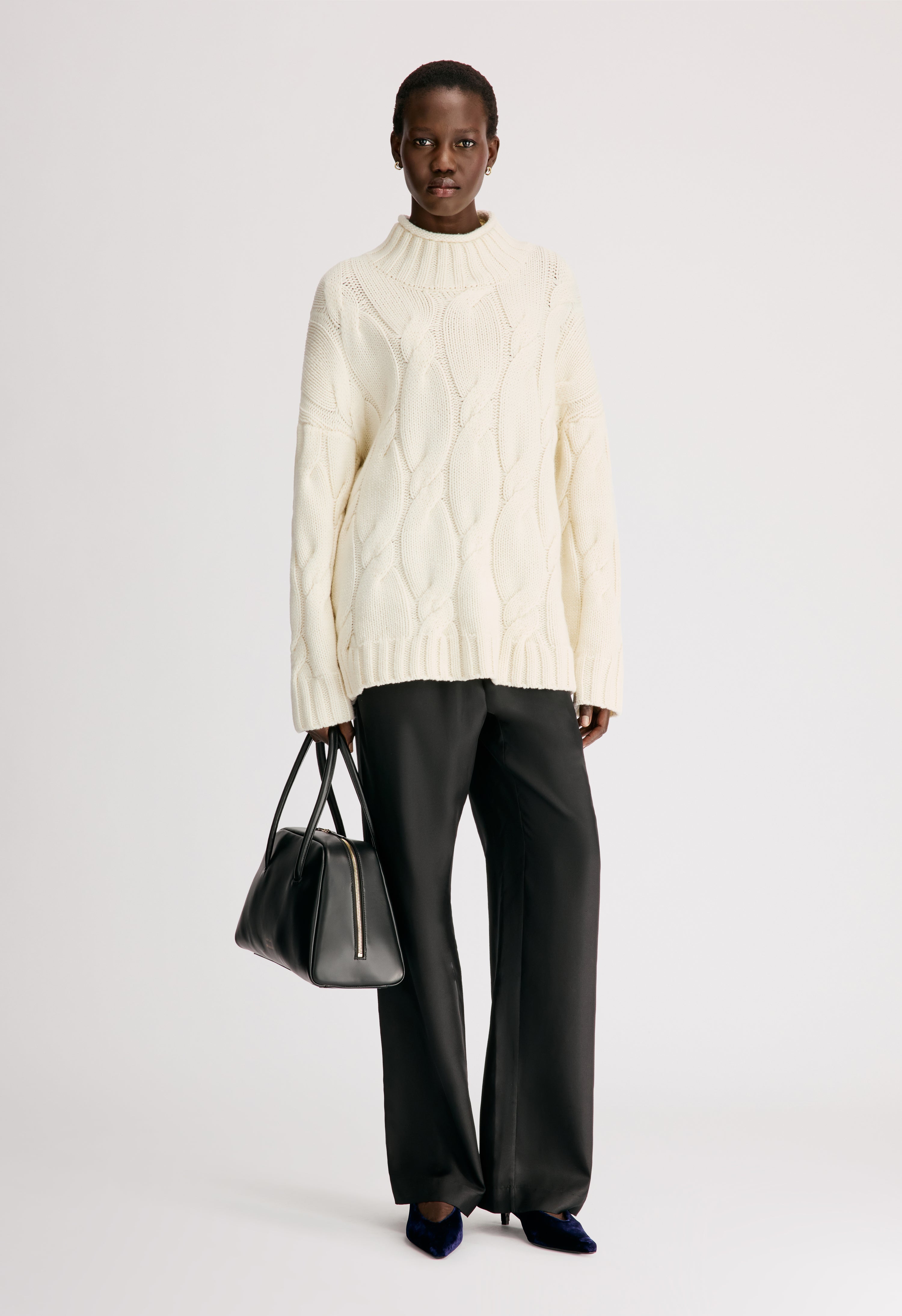 WARA Cashmere cable knit