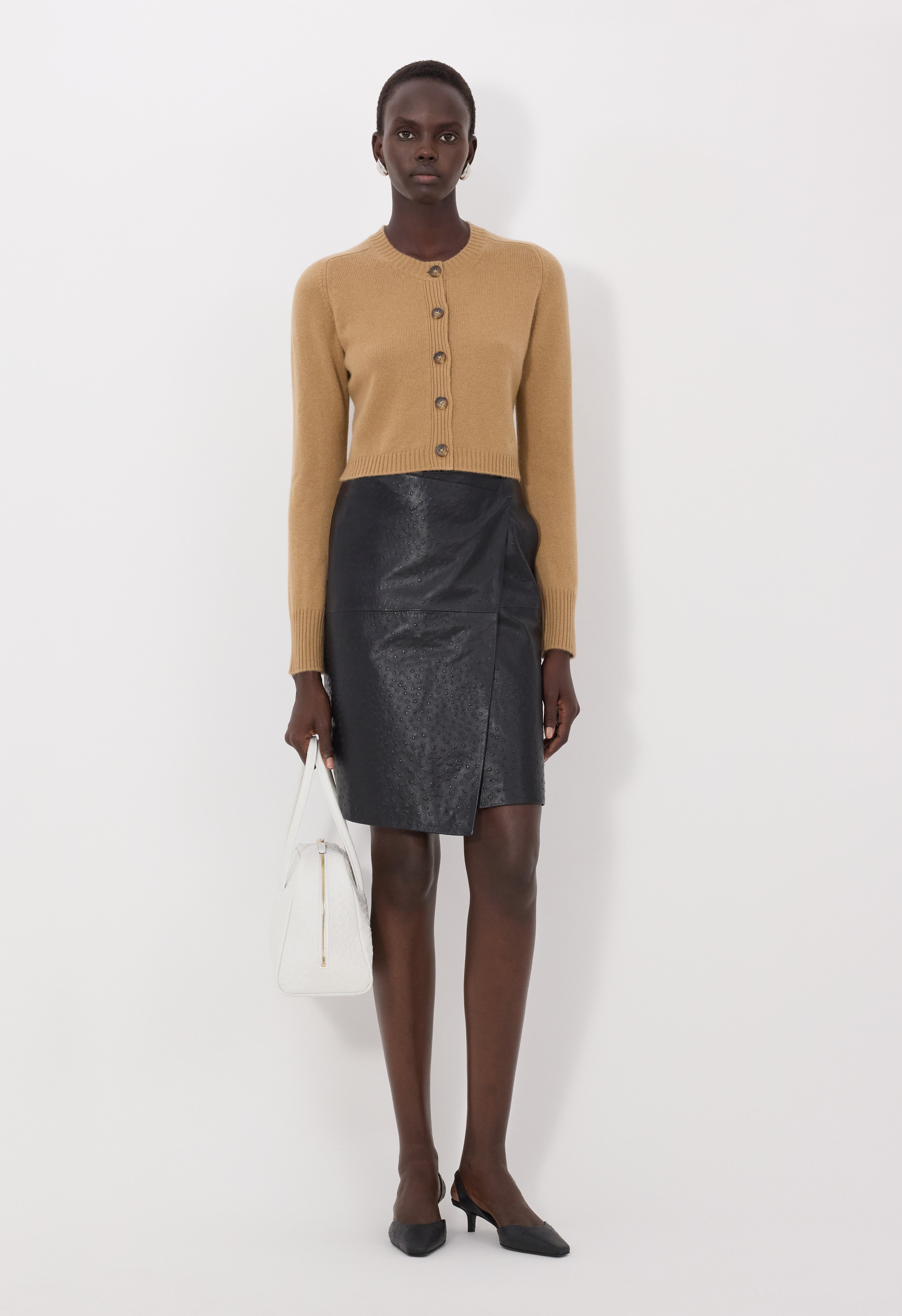 【f.dom】ニット ZEPHIR LDS Cropped cashmere cardigan